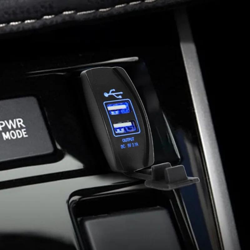 Автомобильное зарядное устройство с двумя USB-портами 12 В-24 В, зарядная док-станция для мотоцикла с двумя портами USB 3,1 А, быстрая зарядка автомобиля со светодиодной лампой