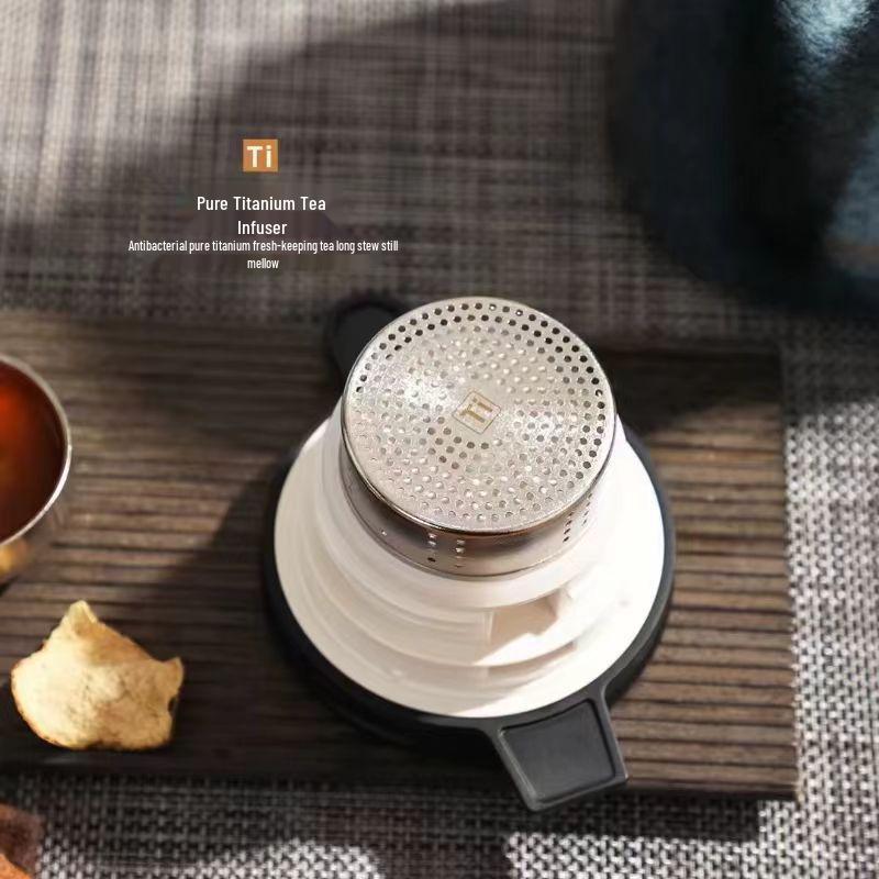 Le Hu Jian Pure Titanium Vacuum Insulated Cup with Magnetic Lid and Laser Engraving - Anti-Drop Stewing and Soaking Cup, New Model.