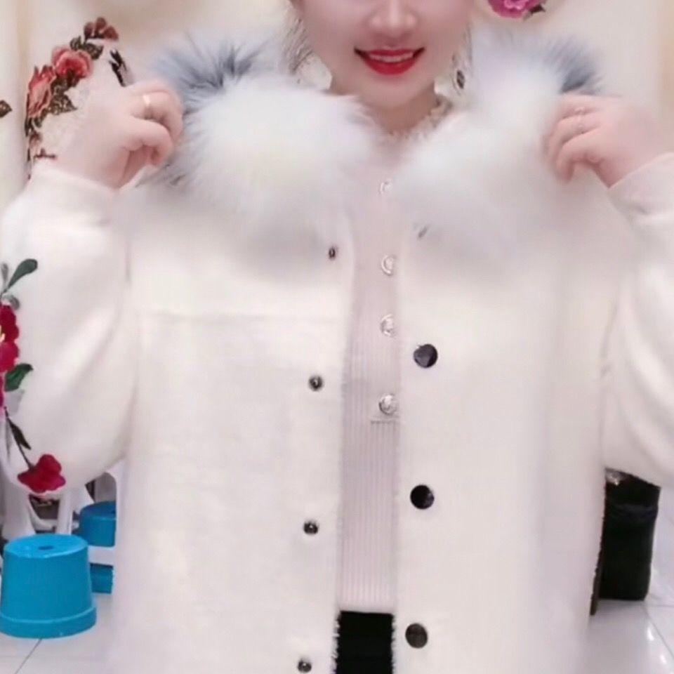 Women's Winter Faux Mink Fur Collar Embroidered Flower Short Jacket