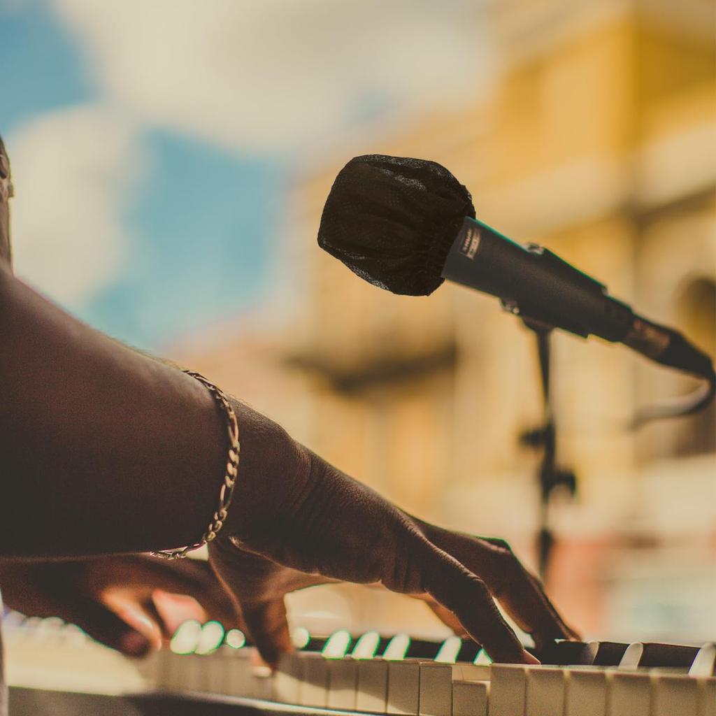 Ibasenice Одноразовые нетканые чехлы для микрофона, упаковка 200 штук, Защита для микрофона для караоке, Снижение шума, Защита от брызг, Ветрозащита,