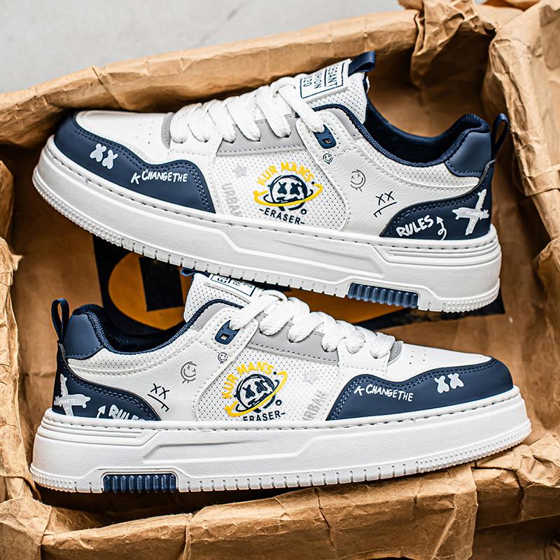 Men 's Casual Four Seasons Fashion Skateboarding Students Comfortable Sneakers Boys Trending Soft Sole Breathable Shoes