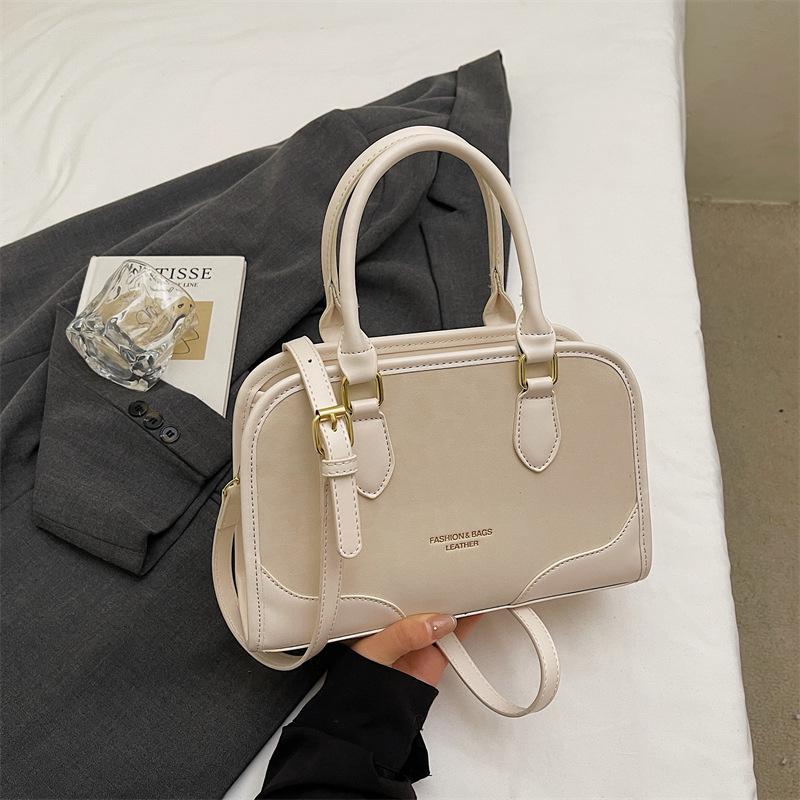 Handbag High Value Pillow Bag 2025 Autumn Fashion New Simple Casual Shoulder Bag Trendy Commuter Messenger Bag