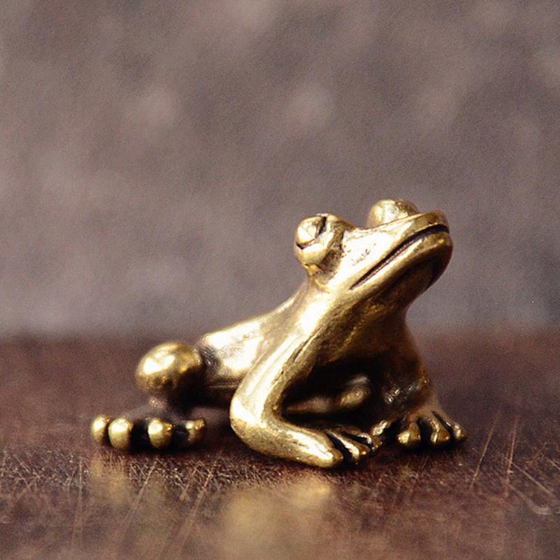 Retro Solid Brass Small Frog Figurine, Creative Car Accessories Ornament, Office Desk Decor, (Meditation Frog Can Be Used As Tea Pet, Incense Burner