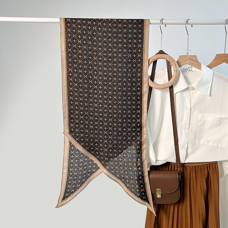 Retro Niche Imitation Silk Single-layer Parallel Towel Fashionable Women's High-end Wool Feel Printed Silk Scarf