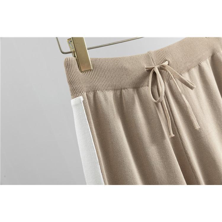 Autumn and Winter Women's Knitted Suit Wide-legged Pants Suit Fashion Loose Leisure Ageing Three-piece Tide