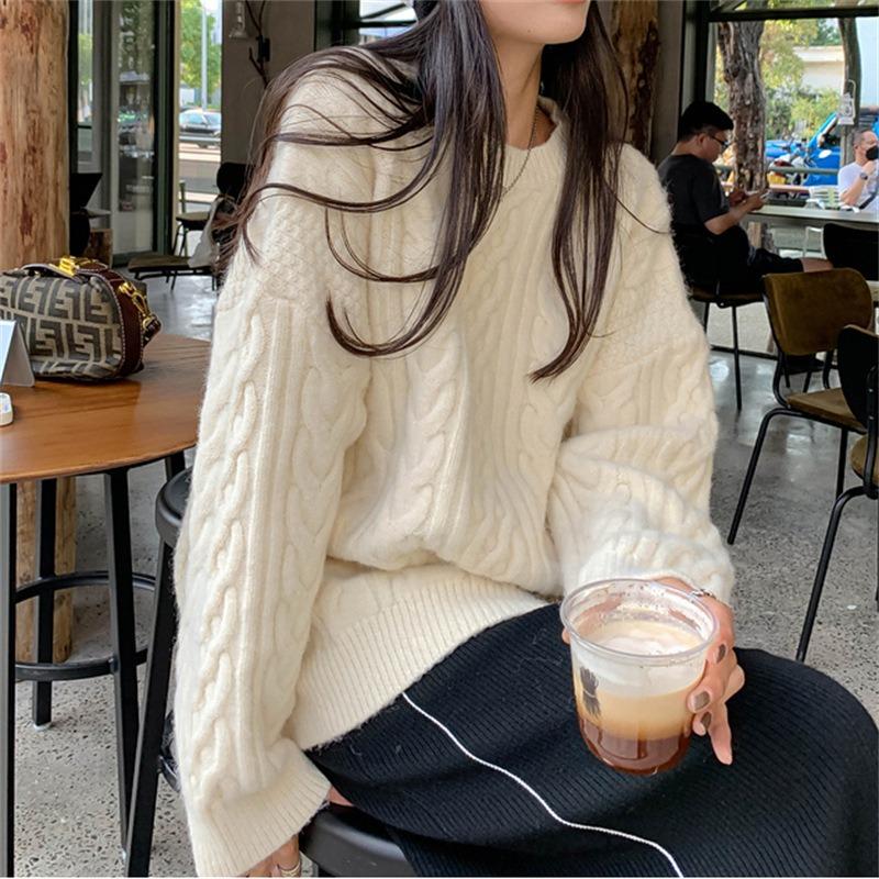 Retro Pullover Twist Sweater for Women's Outerwear Autumn and Winter New Loose Lazy Style Solid Color Crew Neck Knitted Top