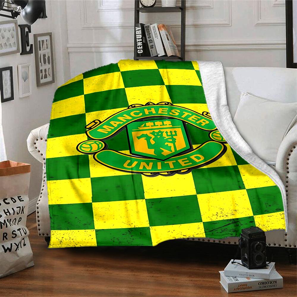 Manchester Football Club Crest Blankets Flannel Printed Breathable Warm Throw Blanket for Home Office Bedspreads 0708a6