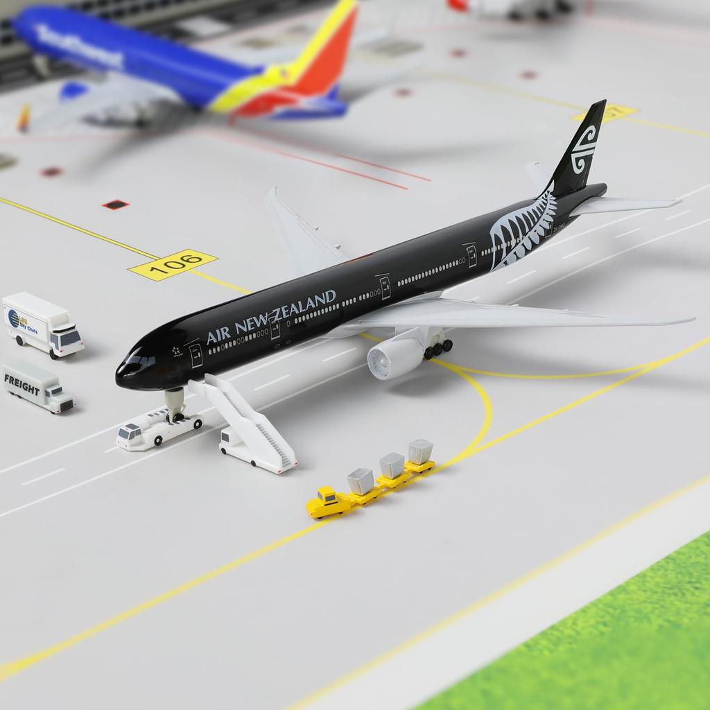 QIYUMOKE Boeing 777 New Zealand Diecast Metal Airplane Model with Stand 777 Finished Model for Adults with Stand inches Gift for Aviation Desktop