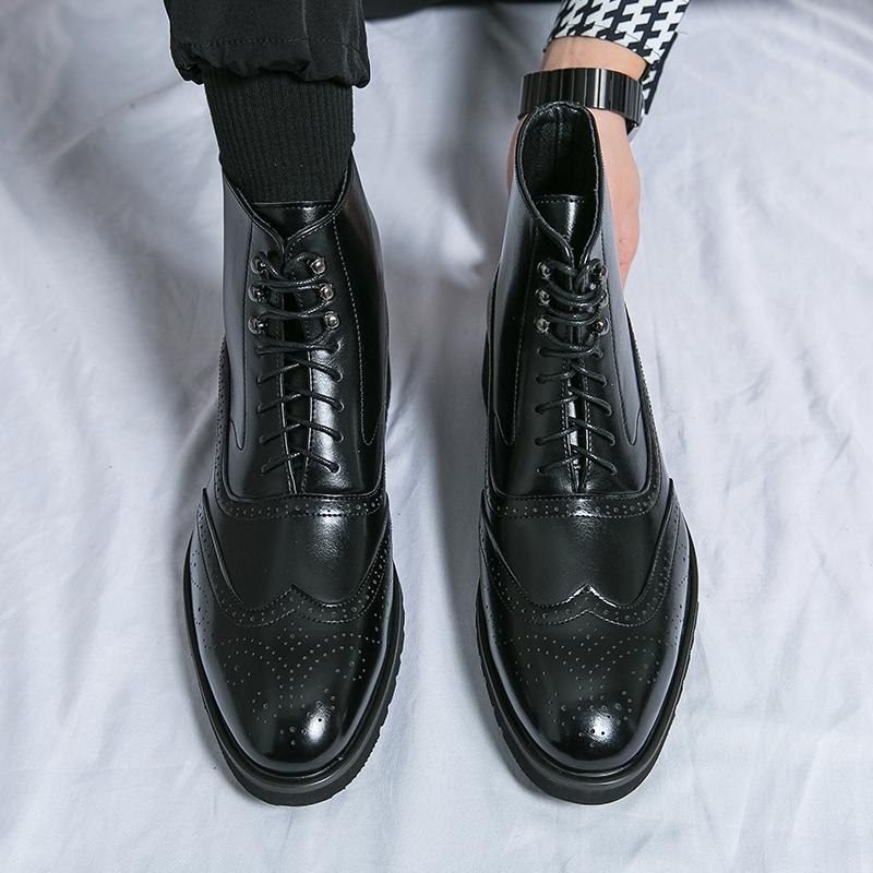 Men Brogues Boots Motorcycle Casual Ankle Boots Wingtip Dress Formal High Top Black Leather Boots Over Sized