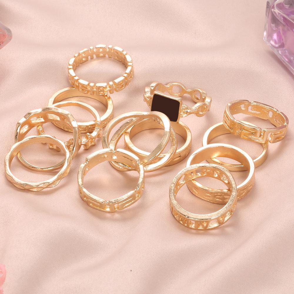 Exaggerated Punk Style Metal Ring Star Black Ring 13-piece Set
