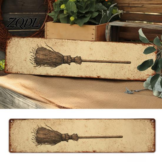 Rustic Outdoor Wall Decor Distressed Wooden Broom Sign, Retro Witch Hanging Farmhouse Porch Decor, Sign for Fence Courtyard Home Decoration