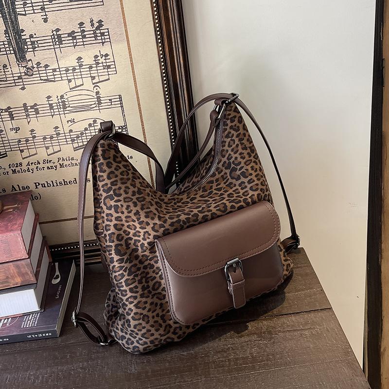 Сумка большой вместимости женский новый рюкзак леопардовый принт дорожный рюкзак для поездок на работу на плечо сумка-мессенджер тренд