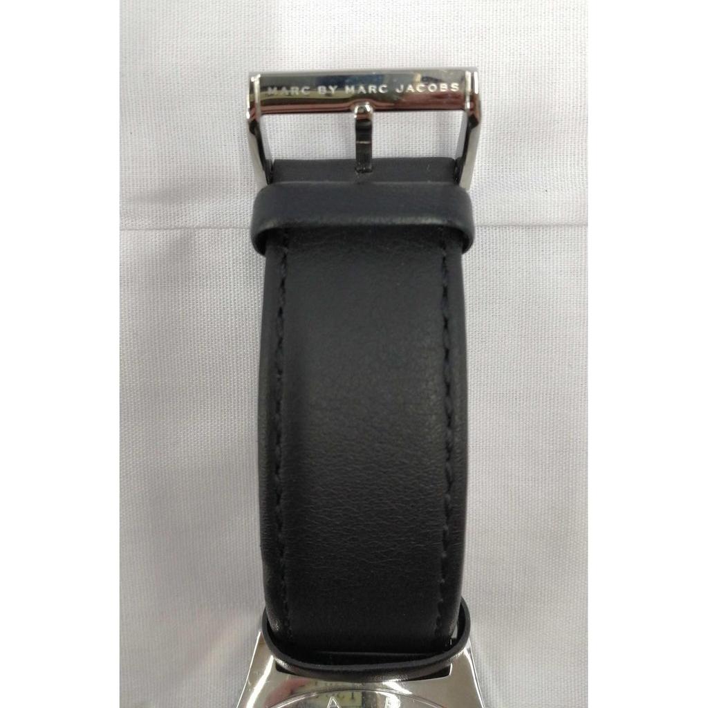 Подержанные кварцевые аналоговые часы MARC BY MARC JACOBS MBM9018