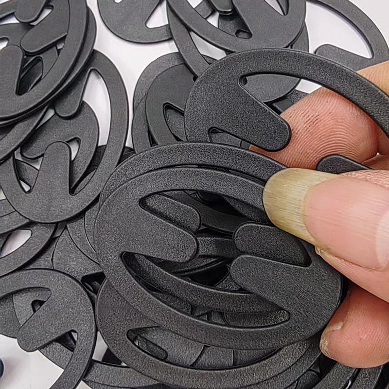 Adjustable Anti-Slip Invisible Bra Strap Buckle