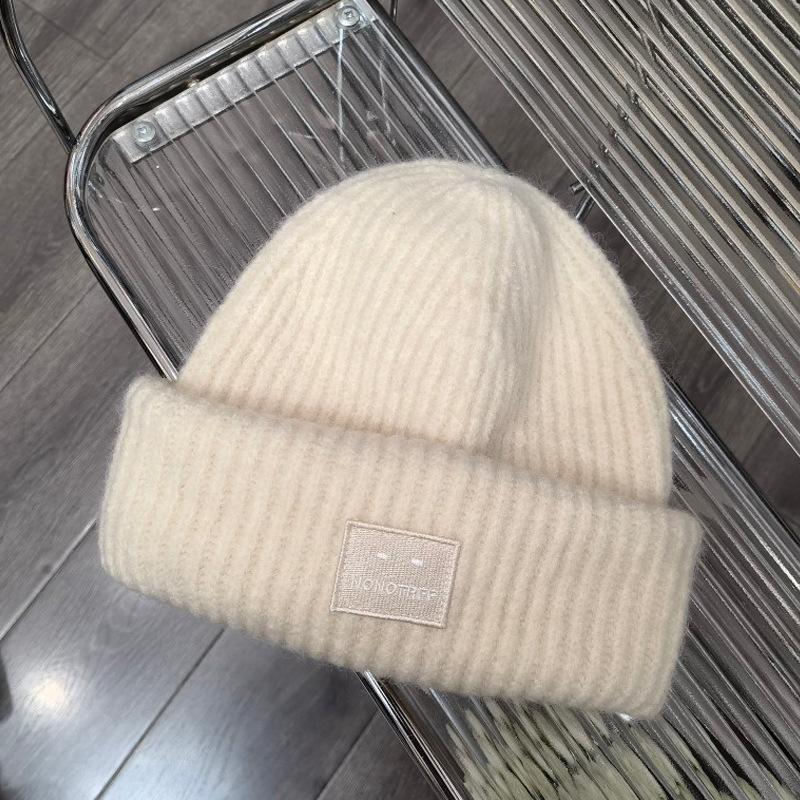 Осенне-зимняя шерстяная шапка женская свободная наклейка большой обхват головы бежевая холодная шапка теплая и утолщенная новая защита ушей вязаная шапка