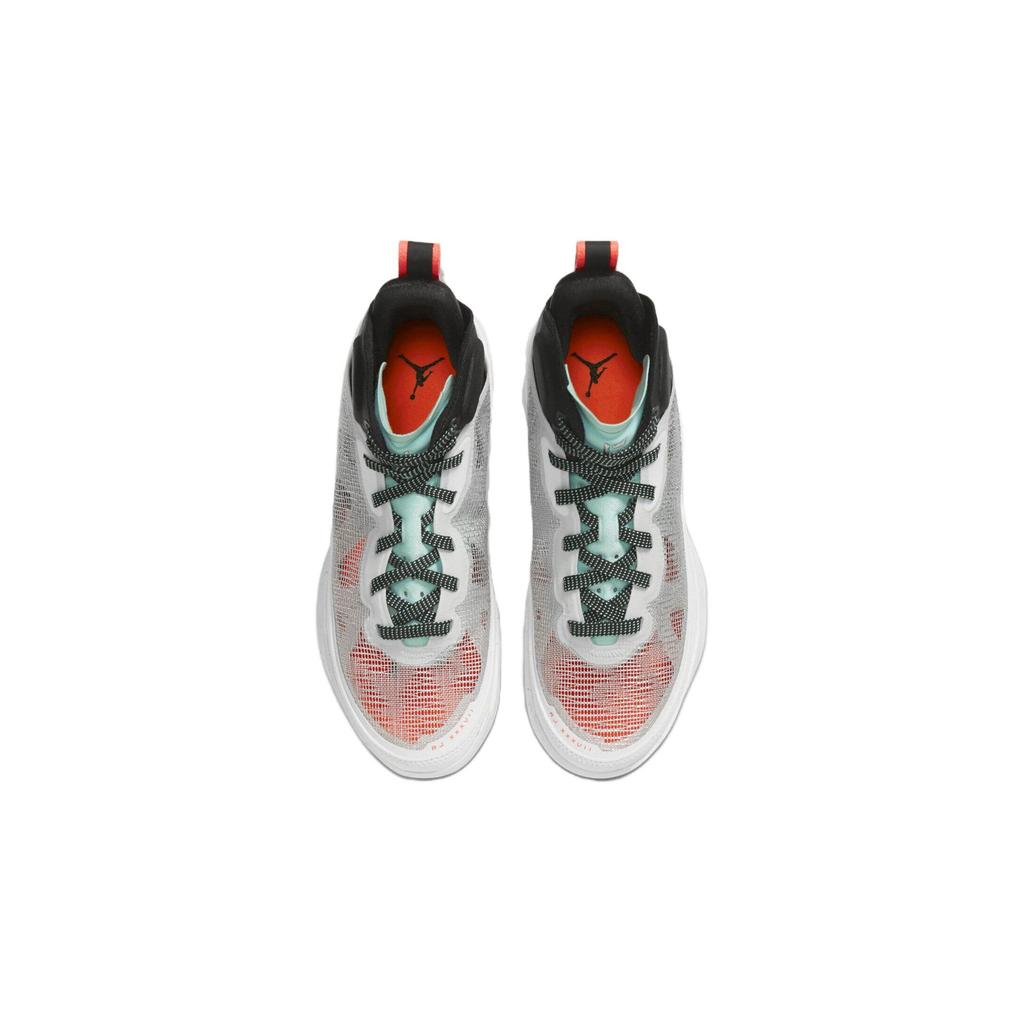 Баскетбольные кроссовки Air Jordan 37 Low GS для детей FJ4495-130