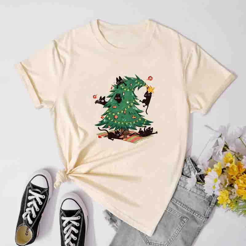 Cute Christmas Tree Cat Lover TShirt Funny Winter Xmas Holiday Tee Retro Merry Catmas Festive Shirt