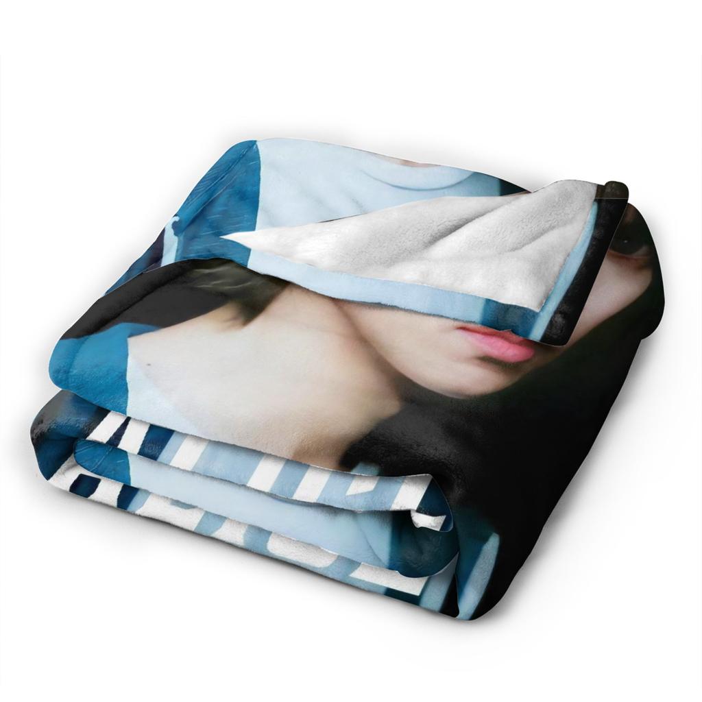 Alice From Alices in Borderland Plush Blankets Girls Boys Flannel Bedding Throws For Bedroom Warm Soft Custom Quality Bedspread