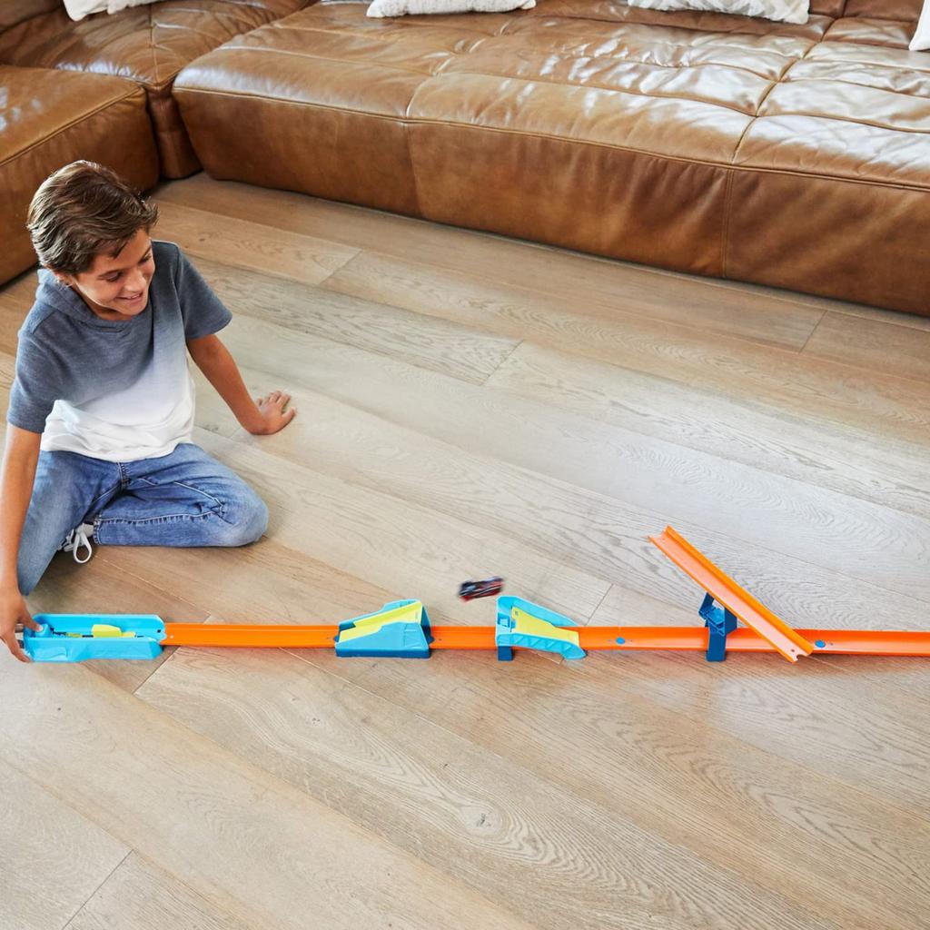 Hot Wheels Track Builder Long Jump Pack [включает 1 мини-машинку] GLC89