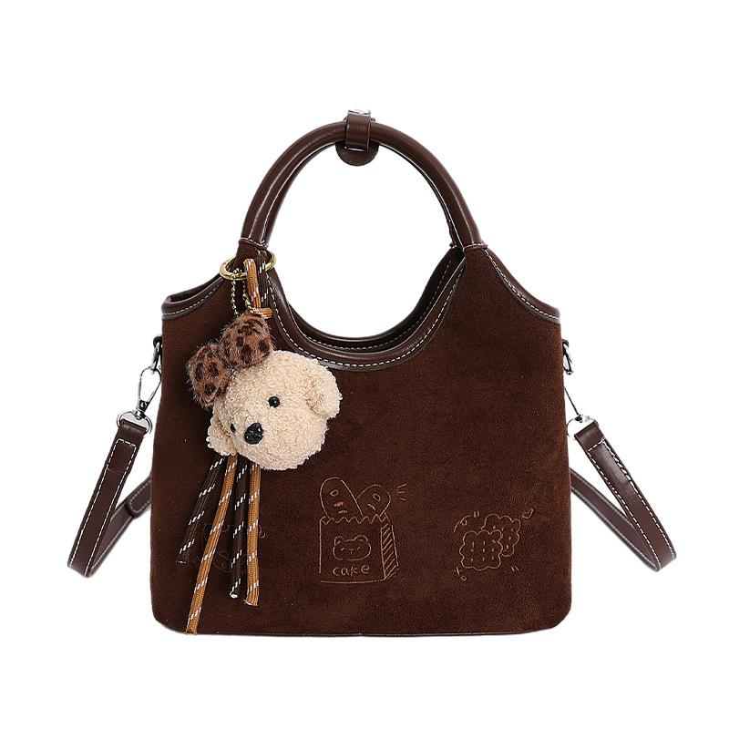 Ретро нишевая матовая сумка женская 2025 новая изысканная универсальная сумка-мессенджер модная супер огонь сумочка маленькая сумка