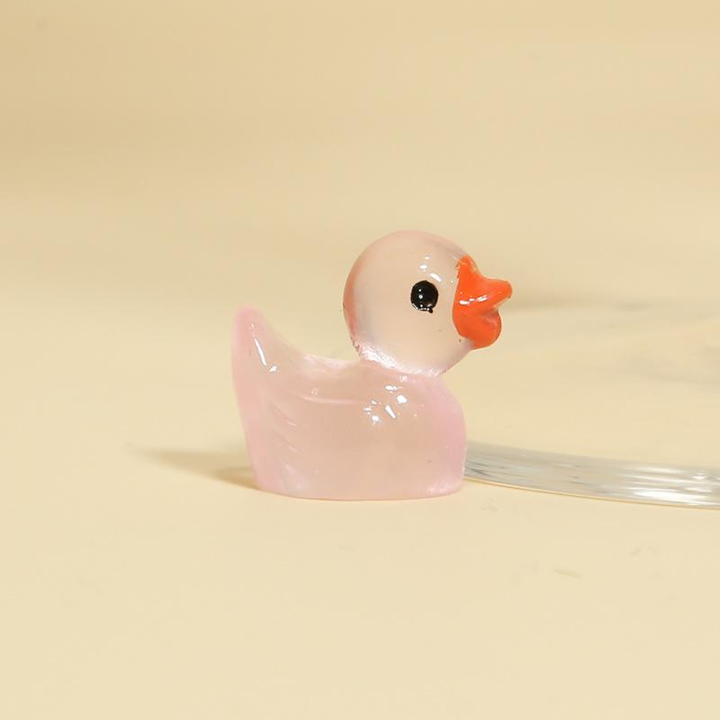 10/30/50PCs Luminous Mini Ducks Tiny Ducklings Figures Glow In Dark Small Ducks for Moss Microlandscape Miniatures Garden Decor
