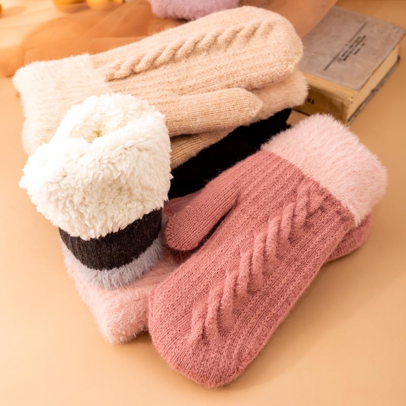 Winter Women Keep Warm Plus Velvet Wrist Thicken Jacquard Twist Wool Knitting Gloves Full Finger Cycling Drive Cute Mittens