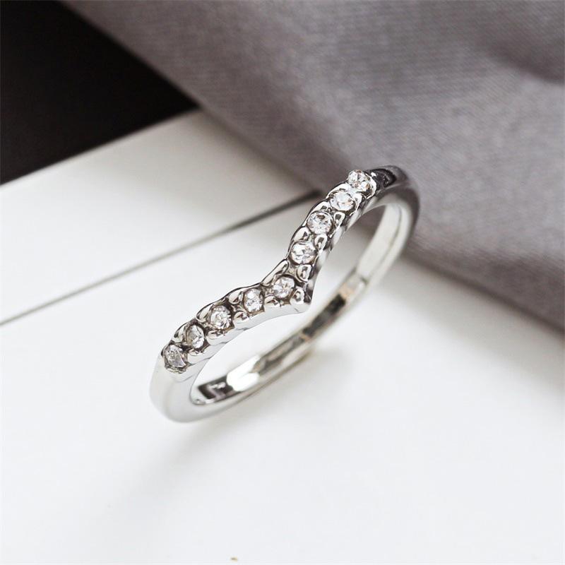 V-Shape Cubic Zirconia Ring for Women, Rose Gold Plated Stackable Band, Elegant Wedding Engagement Jewelry Gift