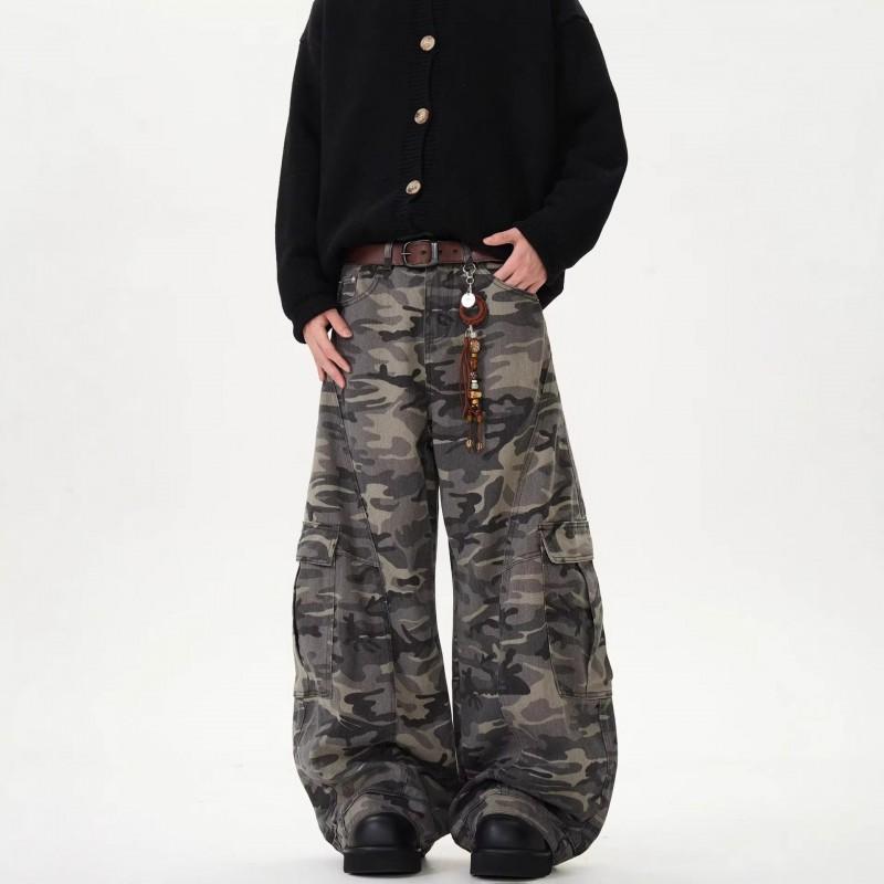 Unisex Relaxed Fit Cargo Jeans With Camo Print Distressed Wide Leg Denim Pants Streetwear