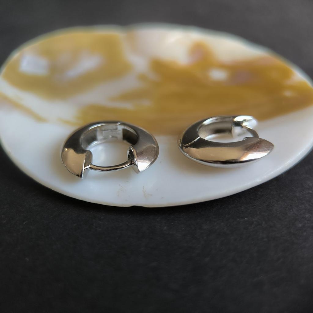 Серебряные серьги без камней (2191810)