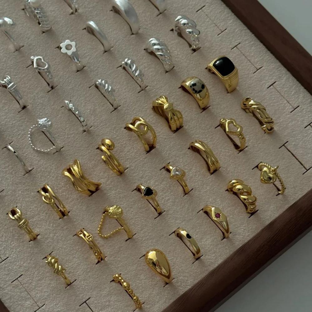 Женское кольцо на указательный палец класса люкс из стерлингового серебра 925 пробы с неправильной формы драгоценным камнем - Не тускнеющее, регулируемое, с легким нишевым дизайном.