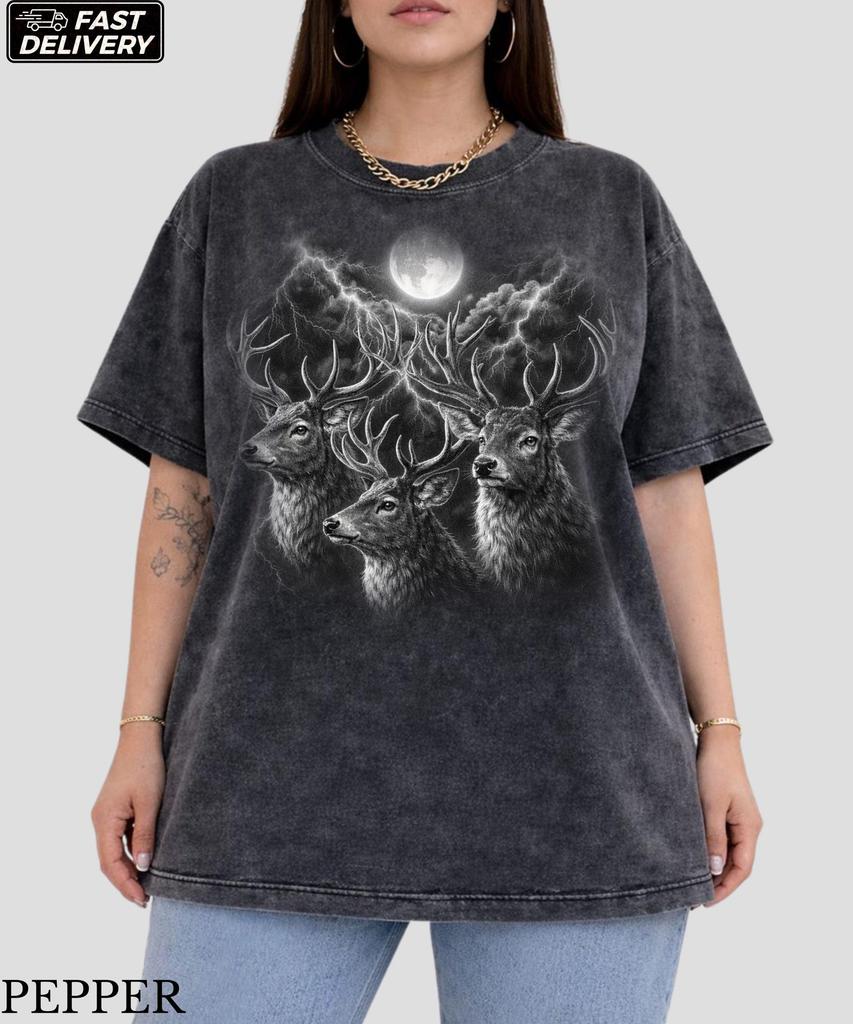 Gothic Deer 90s Graphic Comfort Colors T-Shirt,Deer Lovers Gift,Vintage Forest Adventure Top,2000s Deer Gift,Wildlife Hunting Outdoors Tee