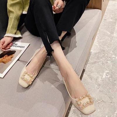 Мода 2024 года. Женские удобные босоножки с квадратным носком, украшенные жемчугом и металлом, на низком каблуке, элегантные.