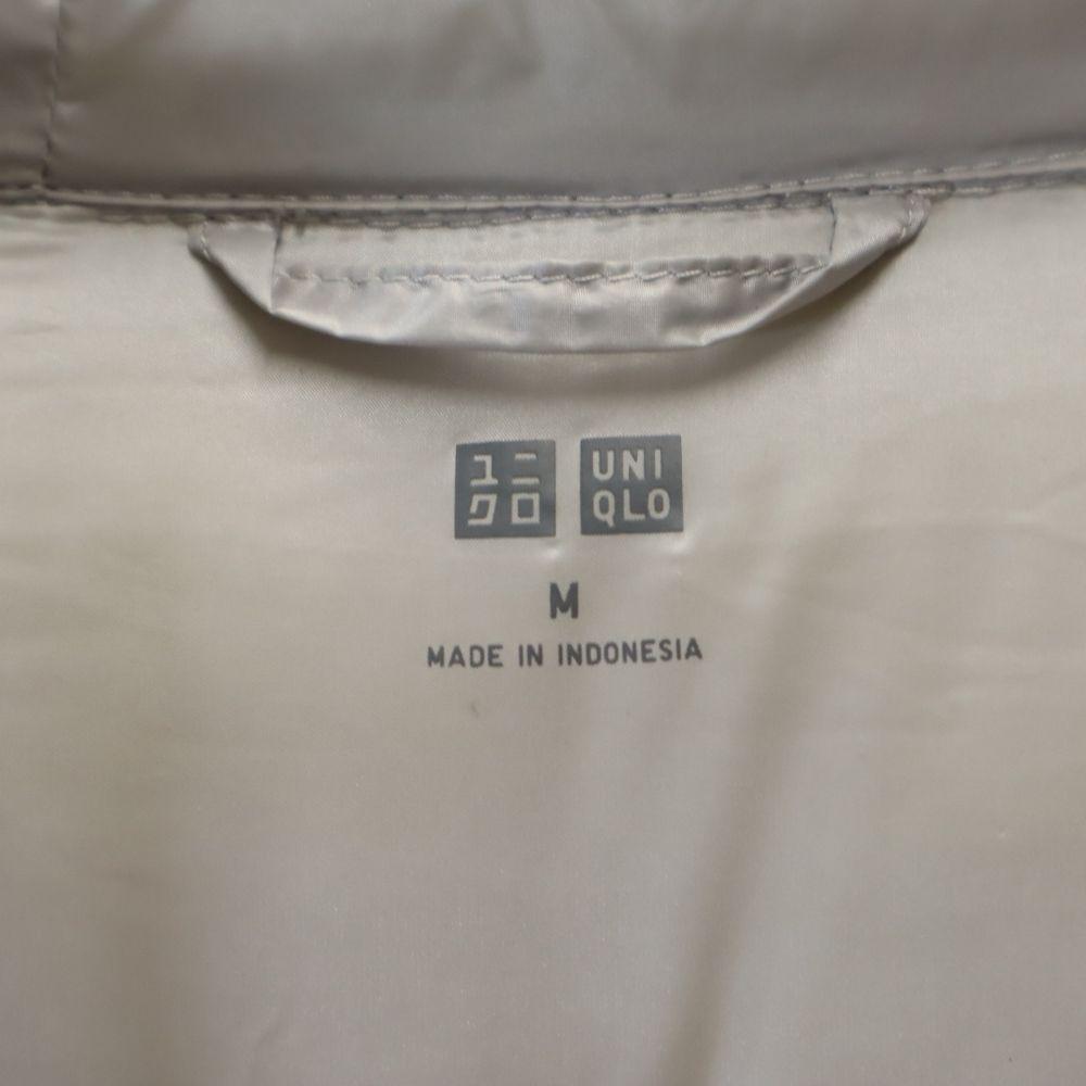 Uniqlo Бесшовная пуховая куртка M серый капюшон Женская Б/У