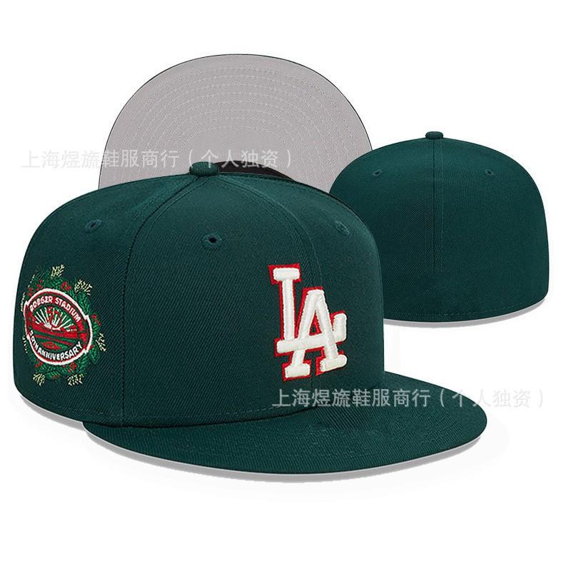Mens Flat Brim Baseball Cap Closed Back Breathable Hip Hop Style Multiple Sizes