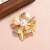 Retro Pearl Flower Brooch - Elegant Gold Women's Clothing Accessory