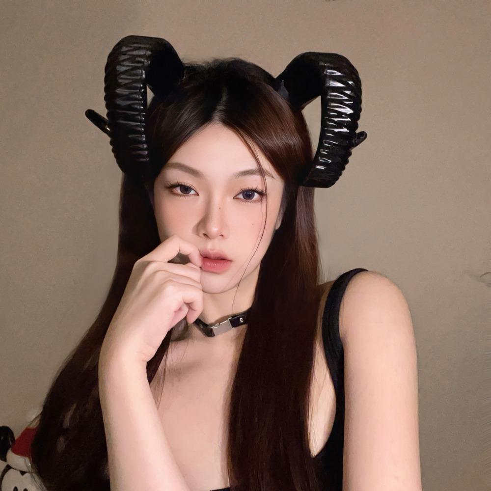 Realistic Halloween Devil Headband Artificial Goat Horn Hair Hoop Black Demon Horn Headwear  Stage