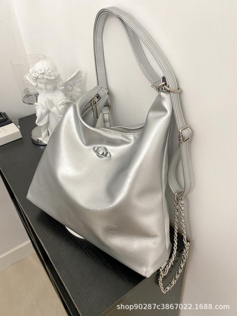 Wind Backpack Women's New Silver Bag Chain Student Class Large Capacity Casual Backpack