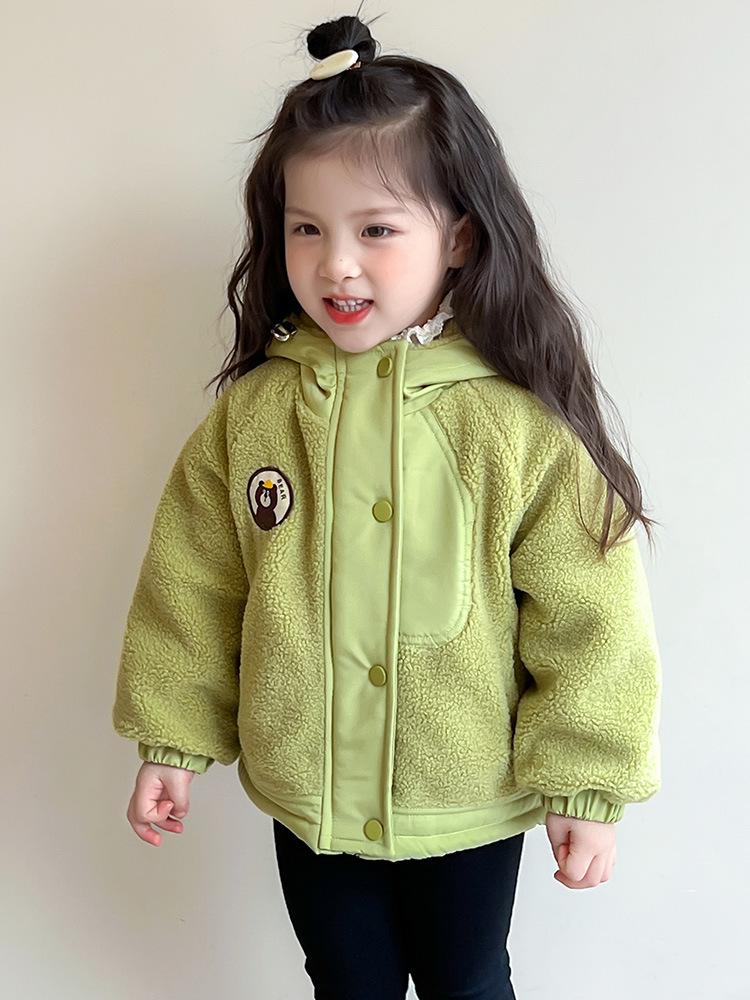 Девичья стеганая зимняя хлопковая куртка на флисовой подкладке - Модное детское пальто.