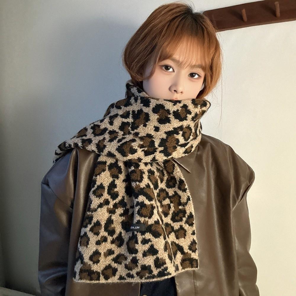 Lightweight Leopard Print Scarf Cashmere Blend Winter Shawl Fashion Imitation Wool Scarf Unisex