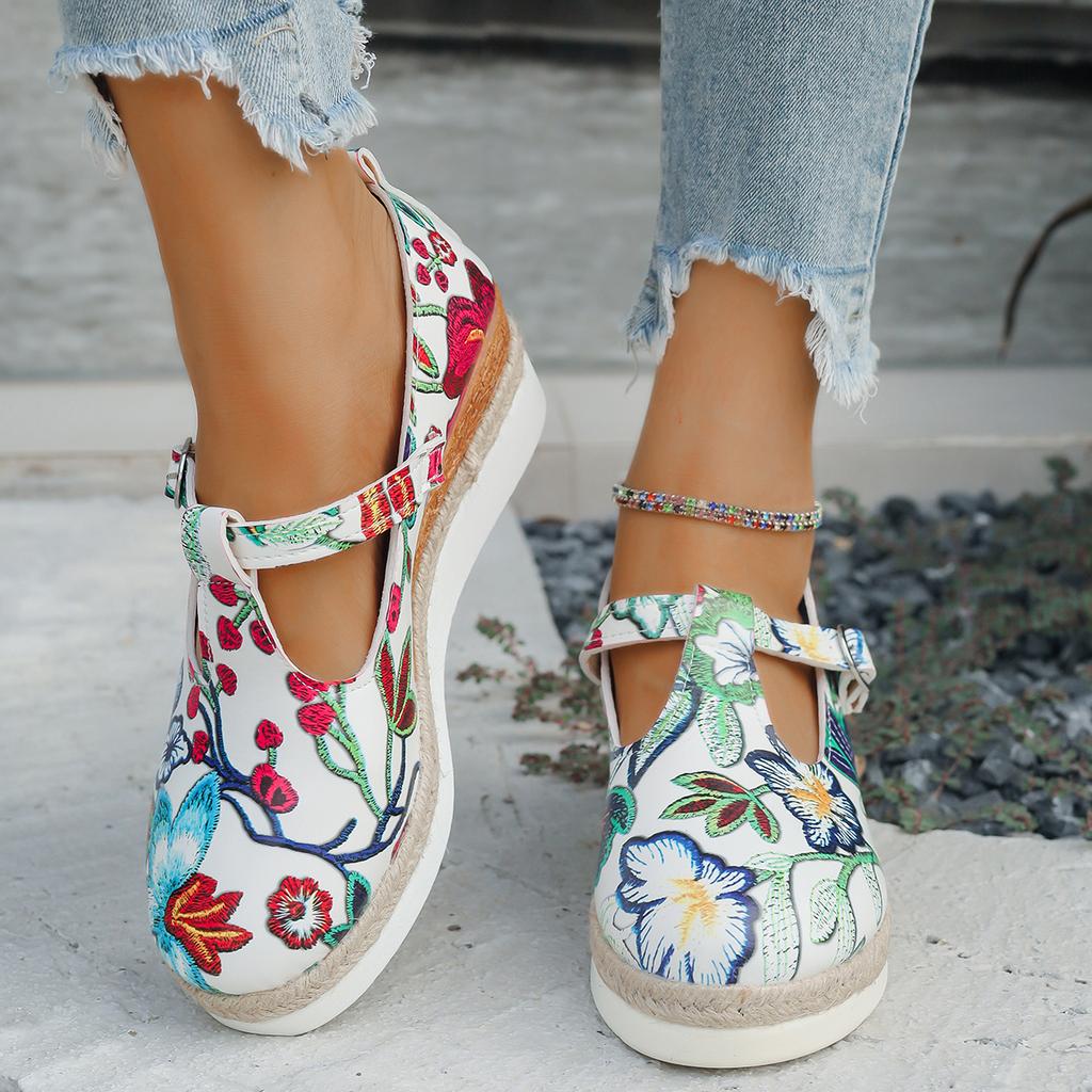 New ModelThick-Soled Fashion Casual Single Shoes Women'S Printed Bag Head Belt Buckle Hollow Wedge Heel Large Size Single Shoes