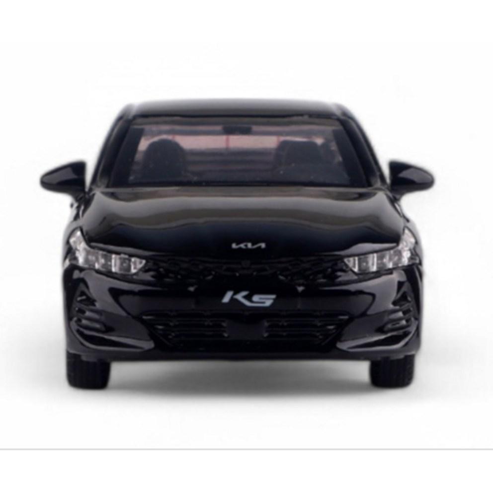 Металлическая модель автомобиля Kia 2022 K5