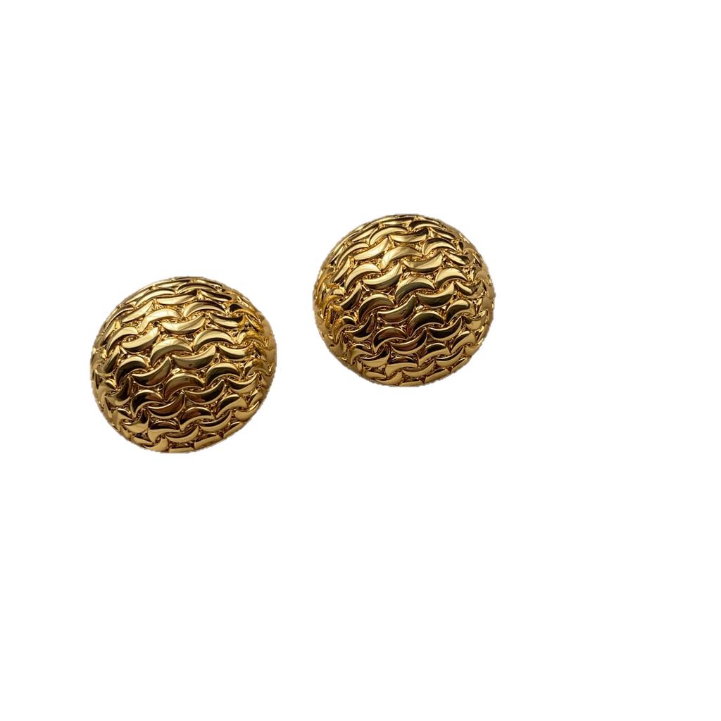 Metal round three-dimensional woven stud earrings women's light luxury fashion high-end temperament retro loose personalized earrings