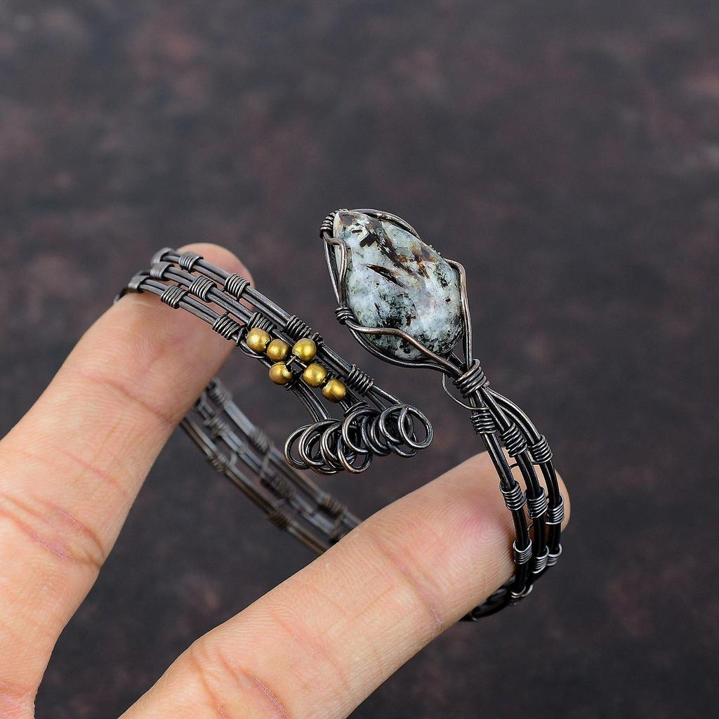 Браслет из драгоценного камня астрофиллит, браслет из медной проволоки, регулируемый браслет-манжета, ручная работа, ювелирные изделия из медной проволоки, подарок для матери, уникальный браслет