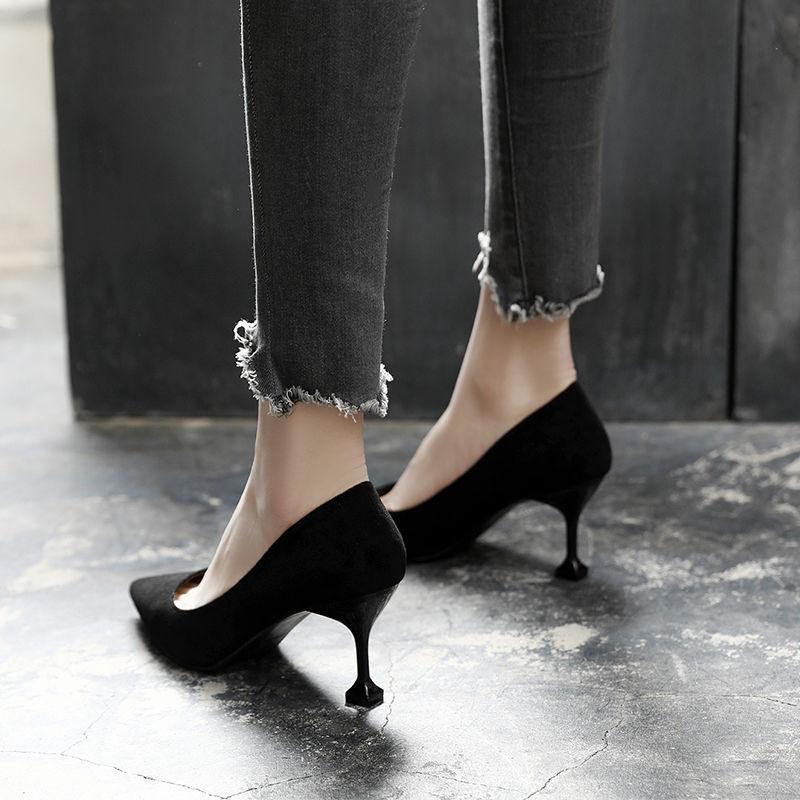 Черные туфли на высоком каблуке женские 2025 новые туфли на шпильке темперамент модные рабочие туфли женские профессиональные темпераментные замшевые одинарные туфли
