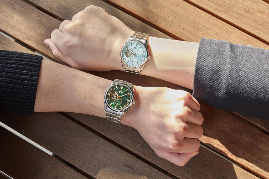 ORIENT Автоматические часы Современные механические автоматические отечественного производителя Гарантия Open Heart светло-голубой [ORIENT] Полускелетон RN-AR0009L Мужские