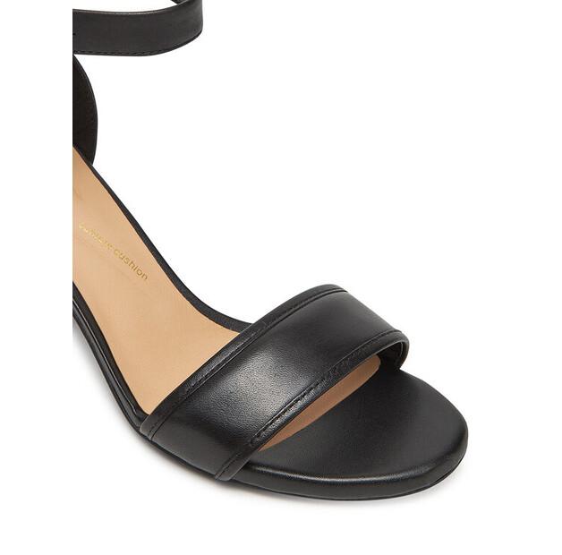 Сандалии Clarks Ezoria Mae