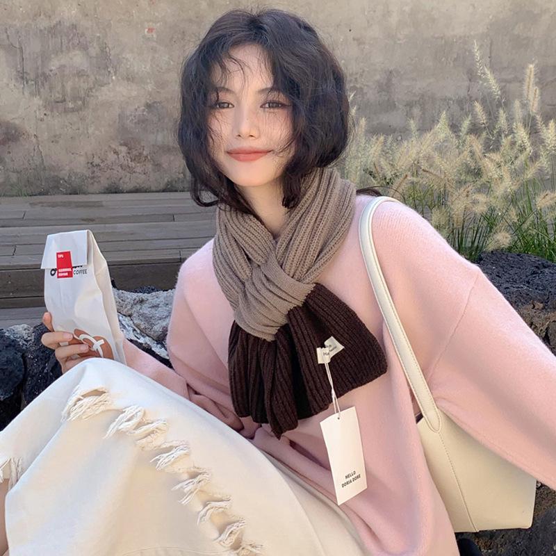 Маленький вязаный шарф в стиле колор-блок: Женский осенне-зимний шарф-снуд в корейском стиле, теплый и универсальный для студентов и пар, однотонный