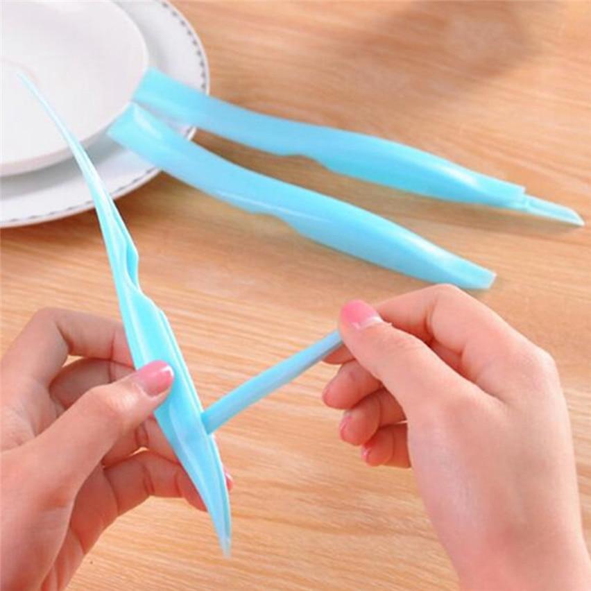 Multi-function Scraping Oil Opener 2 In 1 Creative Gadget Stove Kitchen Cleaning Tool