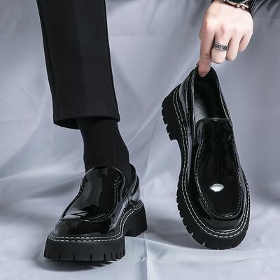 Туфли на платформе из лакированной кожи, туфли-лоферы, мужские свадебные туфли на толстой подошве, черные деловые туфли без застежек, кожаные туфли с увеличенным размером