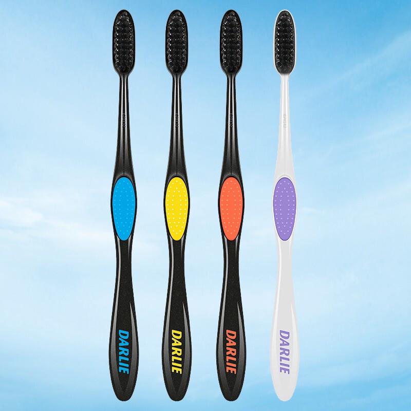 Darlie Глубоко очищающая мягкая зубная щетка Carbon Silk